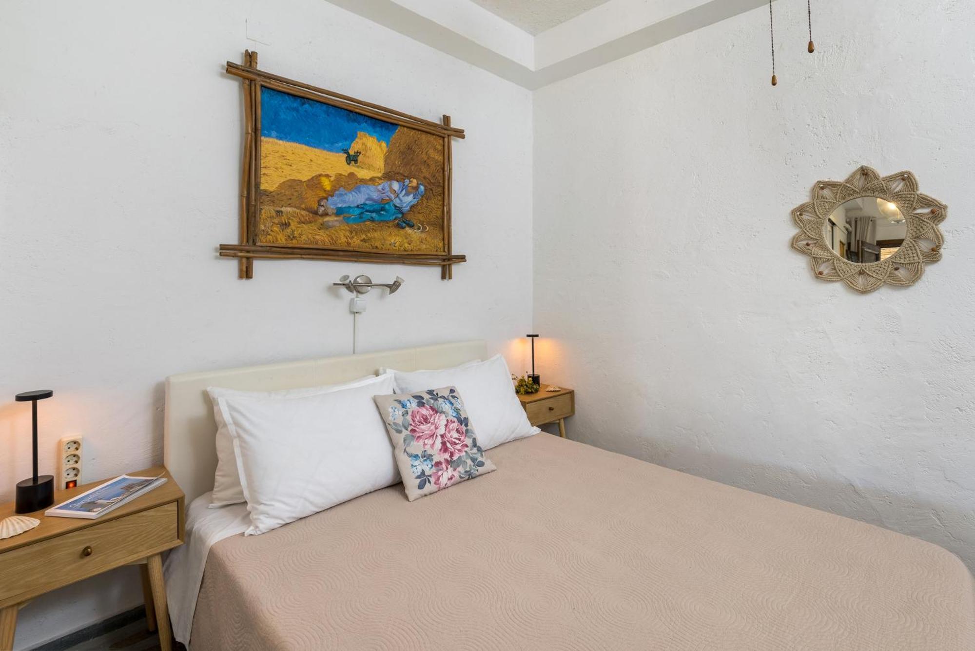 Aegean View - Seaside Apartment In Syros Azolimnos Eksteriør billede