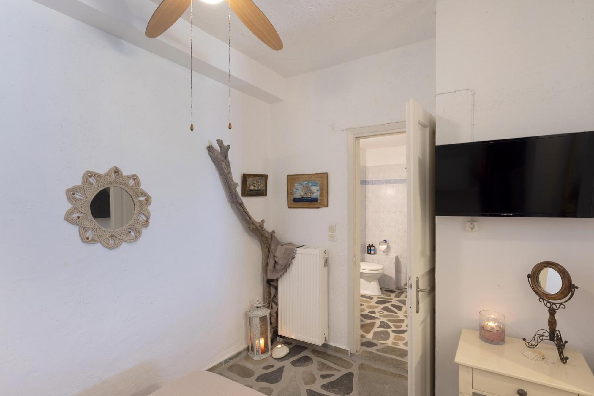 Aegean View - Seaside Apartment In Syros Azolimnos Eksteriør billede