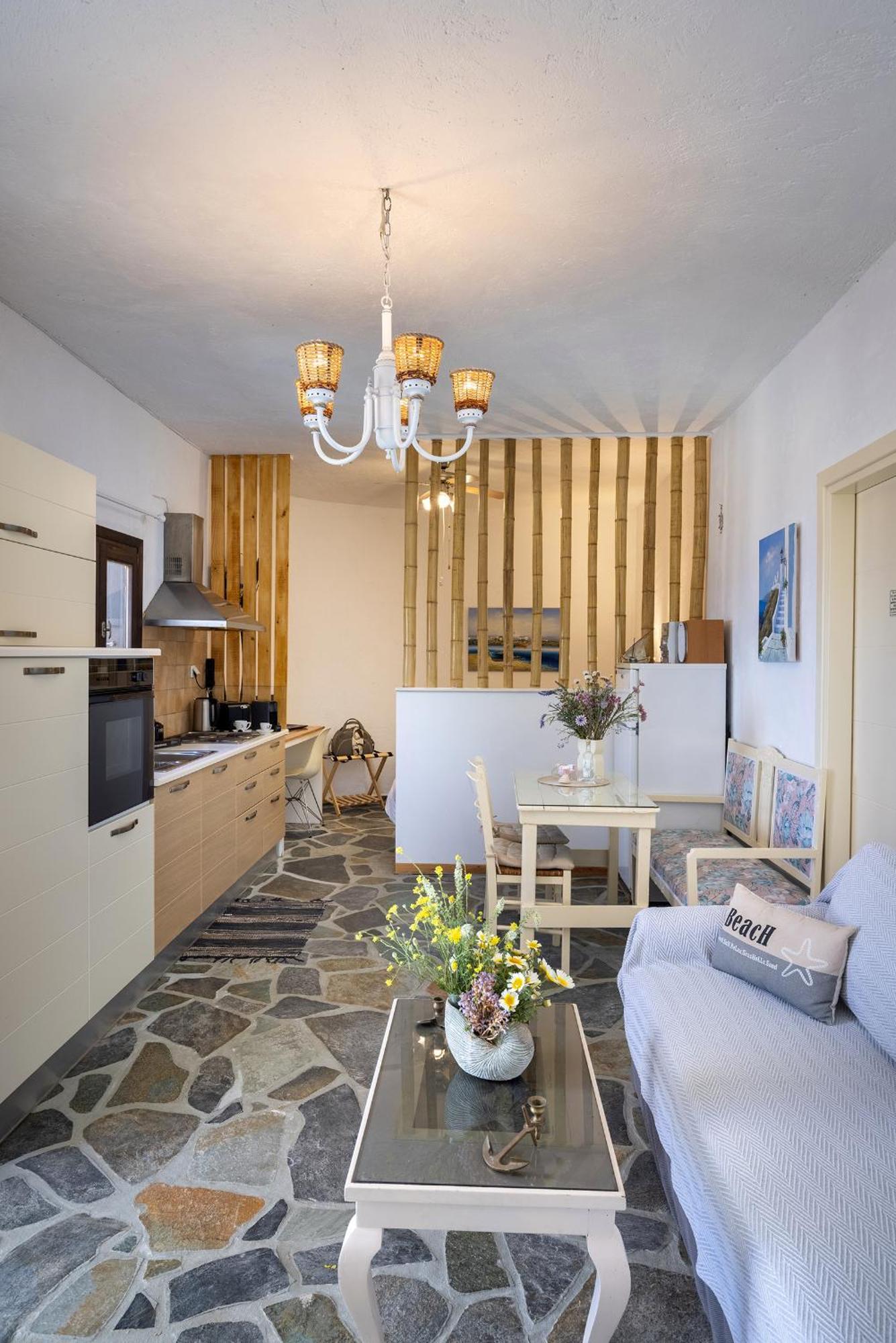 Aegean View - Seaside Apartment In Syros Azolimnos Eksteriør billede