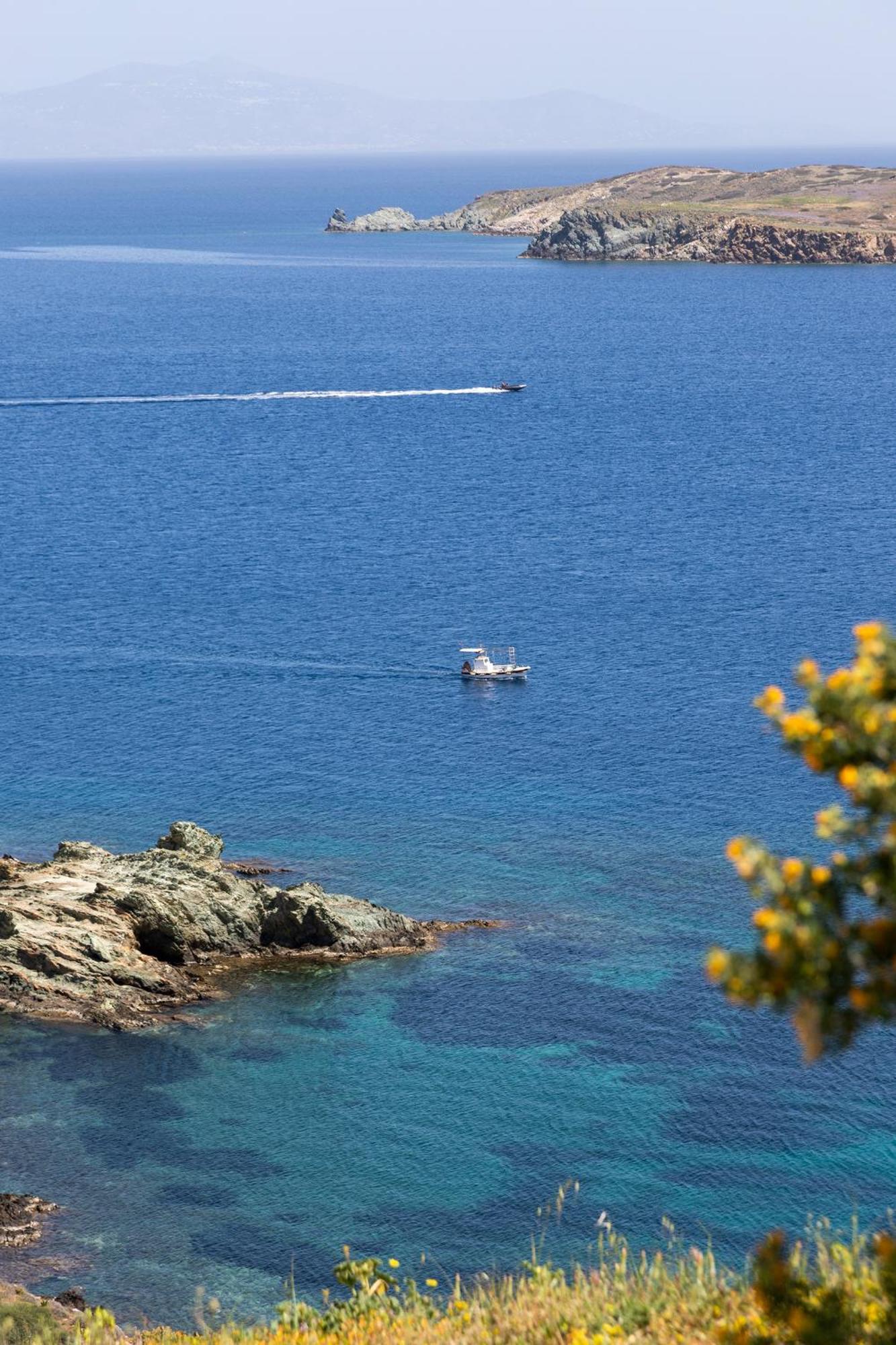 Aegean View - Seaside Apartment In Syros Azolimnos Eksteriør billede