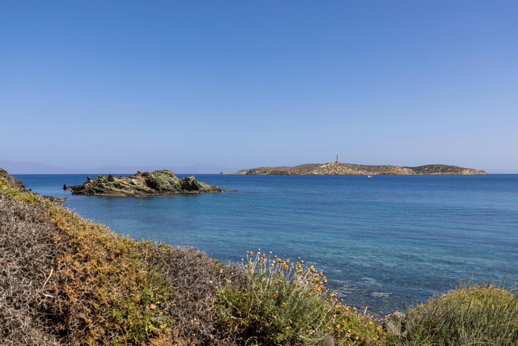 Aegean View - Seaside Apartment In Syros Azolimnos Eksteriør billede